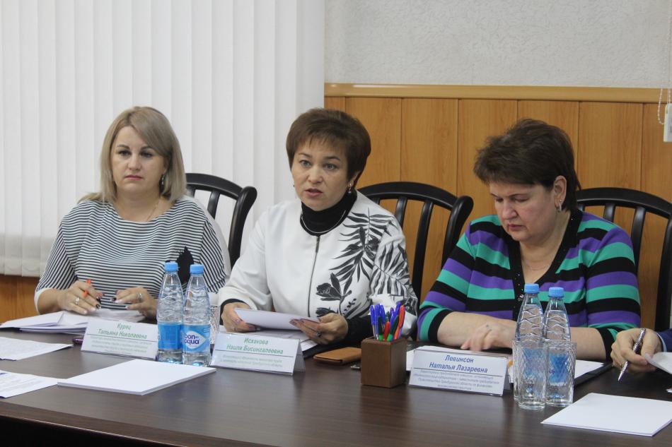 Очередное заседание Межведомственной комиссии по вопросам оплаты труда, уплаты страховых взносов, снижения неформальной занятости и реализации мер по обеспечению занятости граждан предпенсионного возраста